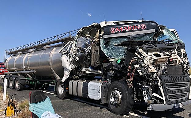 Los Bomberos de Baza intervienen en tres accidentes de tráfico graves en menos de 24 horas