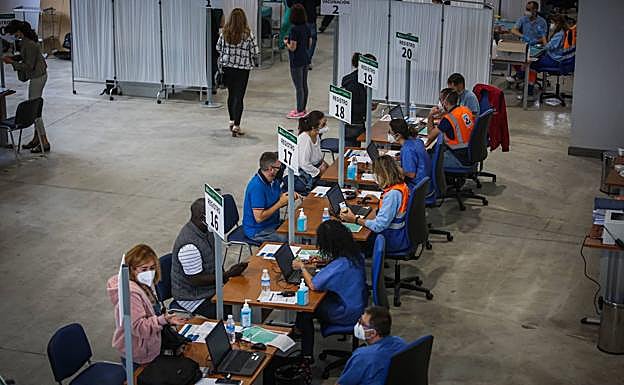 La Junta vacuna en varios municipios de Granada sin cita previa a personas mayores de 40 años