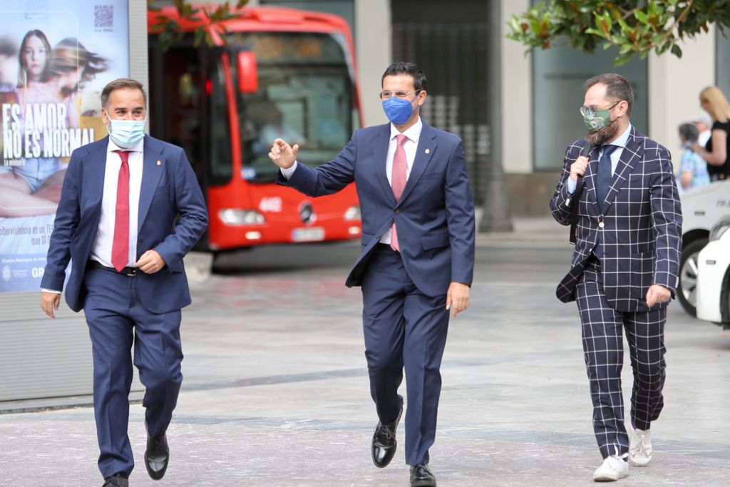 Todas las imágenes de una jornada histórica para Granada