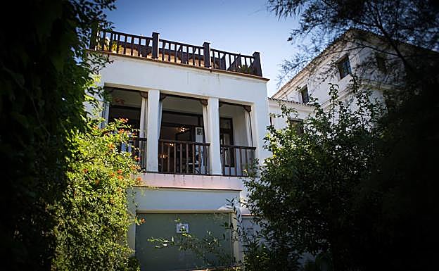 Imagen principal - El Carmen de la Victoria mantiene su idiosincrasia como residencia y jardín. 
