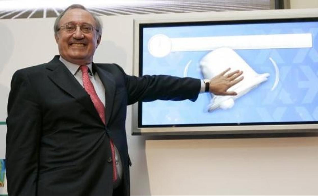 Juan López-Belmonte. 