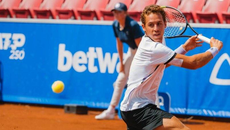 Roberto Carballés Derrota A Gombos Y Se Planta En Las Semifinales Del