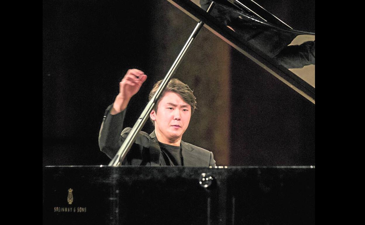 El coreano Seong-Jin pone el broche de oro al ciclo pianístico del Festival