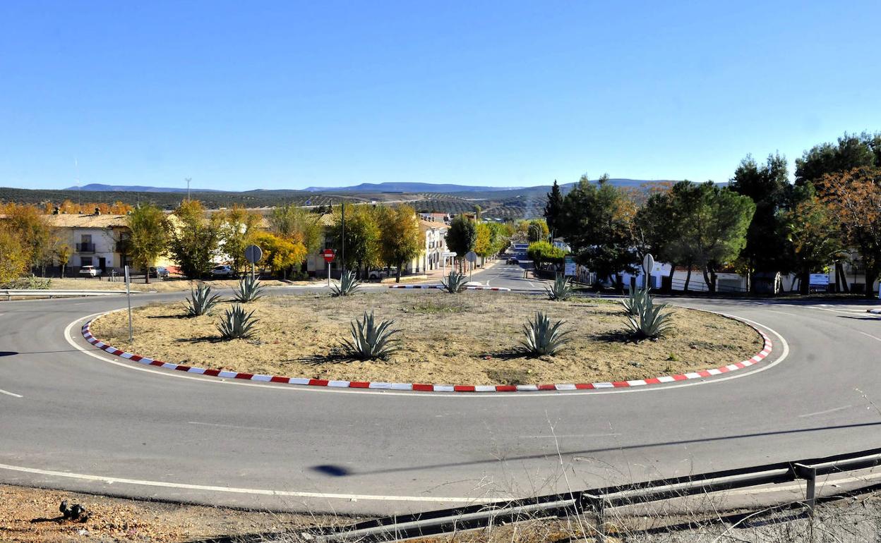 Rotonda de acceso a la Estación Linares-Baeza. 