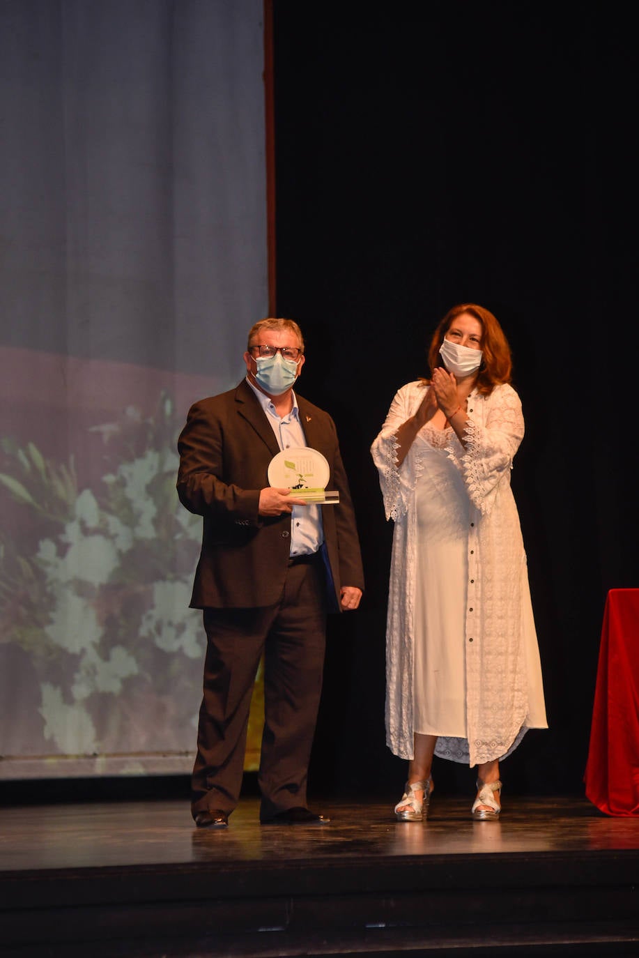 El Centro Cultural de Adra acogió este jueves una gala en la que se puso en valor al sector agroalimentario de la provincia de Almería