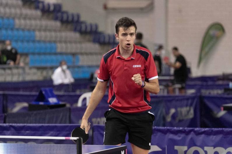 Antonio Chaves espera ofrecer su mejor nivel en el equipo granadino. 