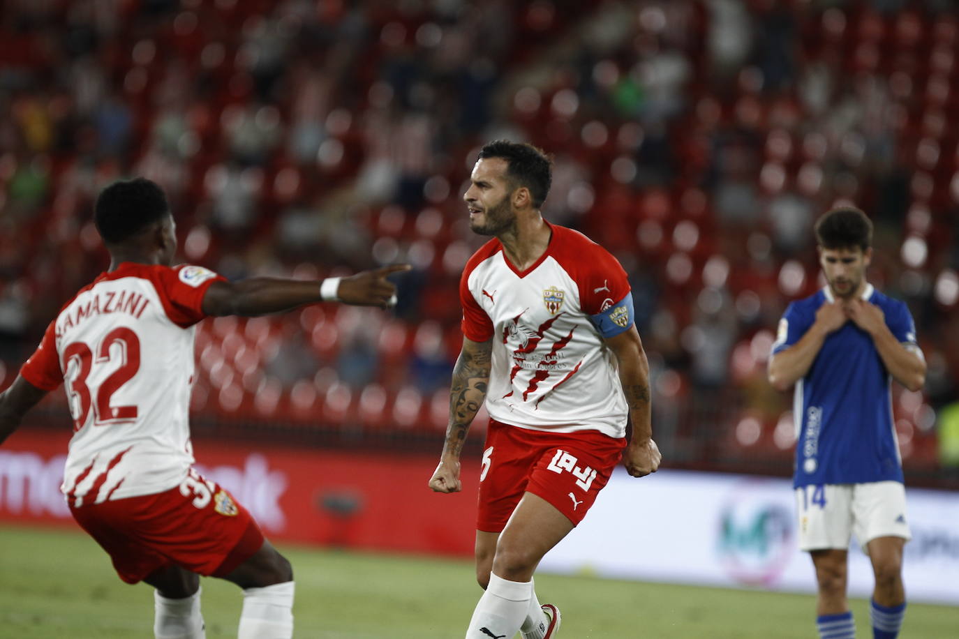 El Almería-Oviedo, en imágenes