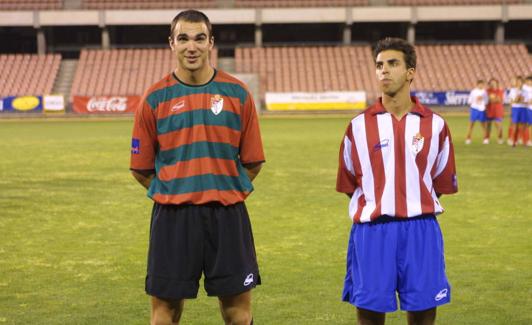 Rubén Cortés (izq) y Francis (der), jugadores del Granada en la 2003/04.