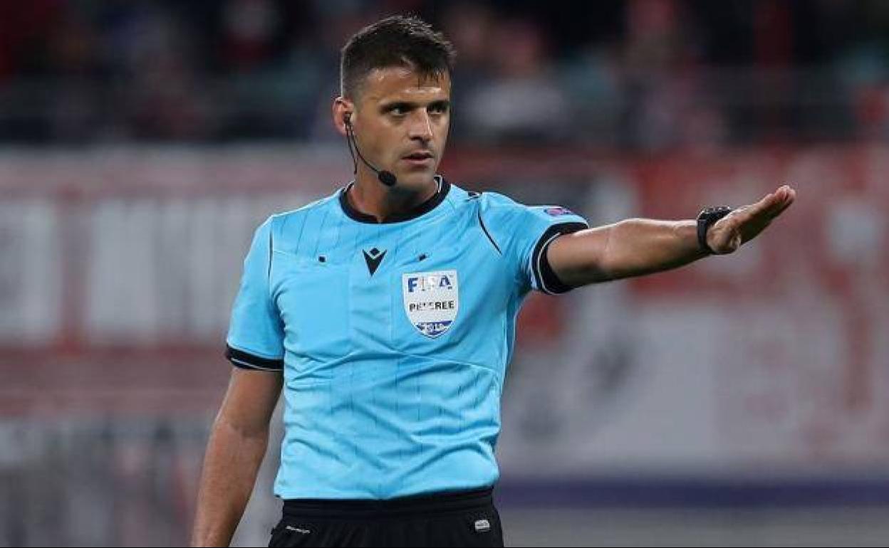 Gil Manzano, designado para arbitrar el Rayo-Granada