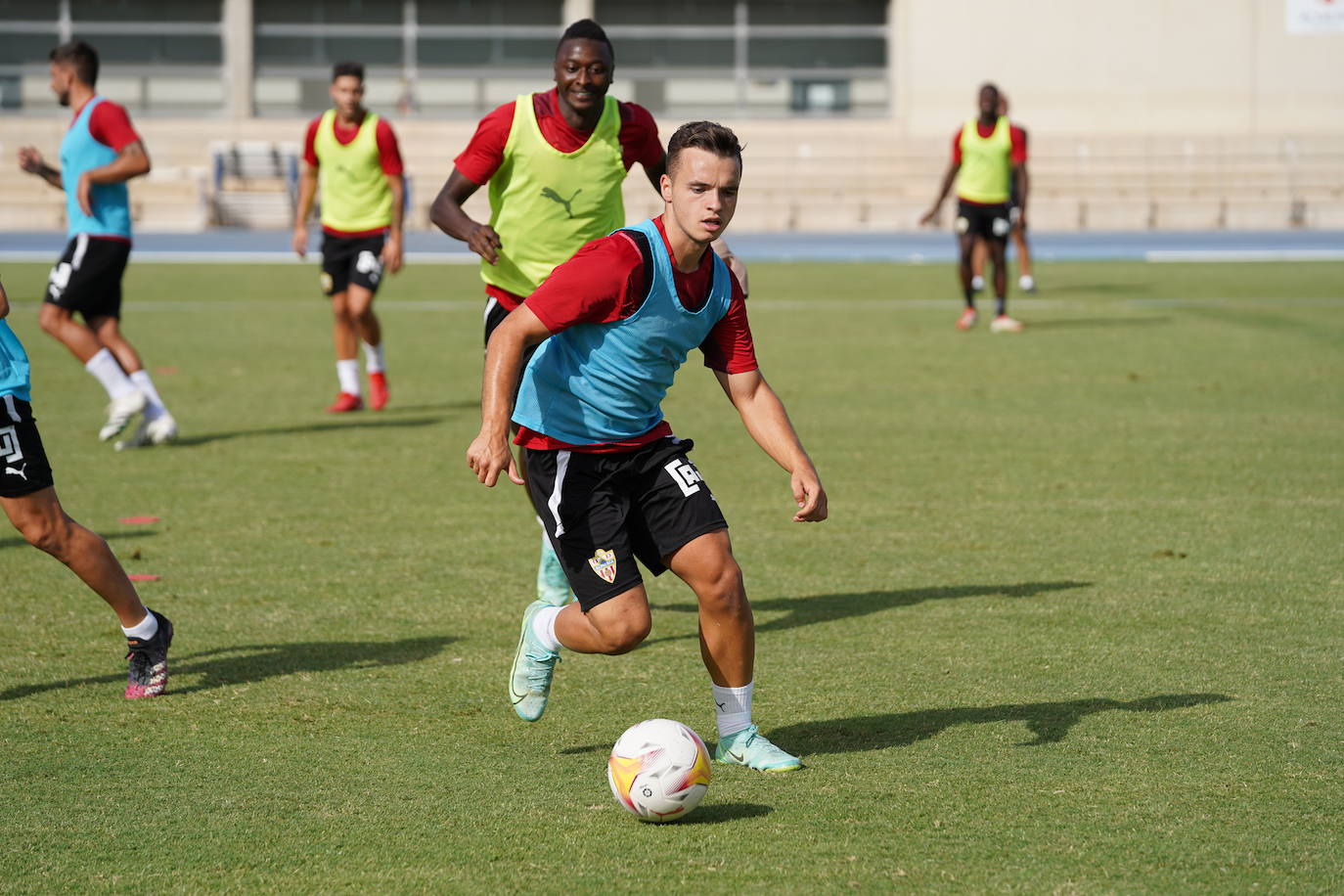 Fotos: Las imágenes del entrenamiento de la UD Almería