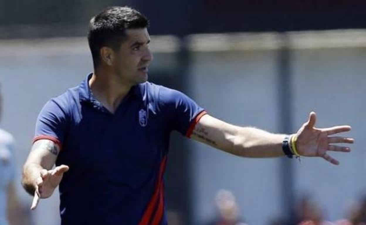 El técnico rojiblanco Rubén Torrecilla. 