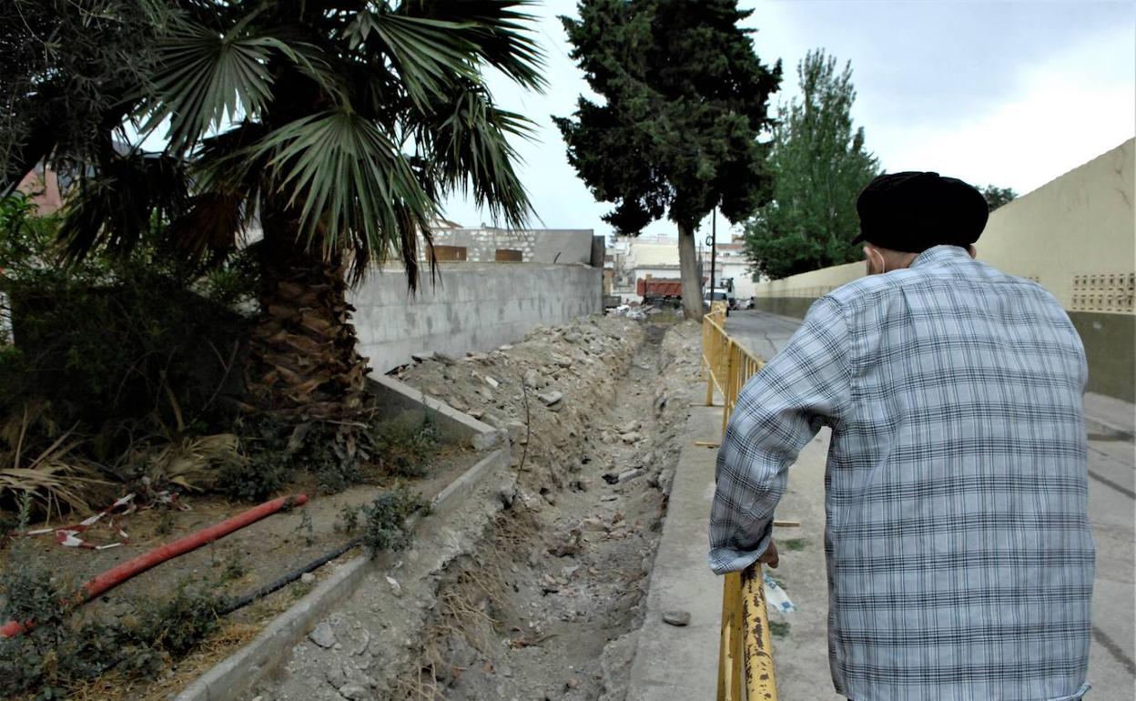 Investigan el hallazgo de restos humanos en mitad de la vía pública de Órgiva