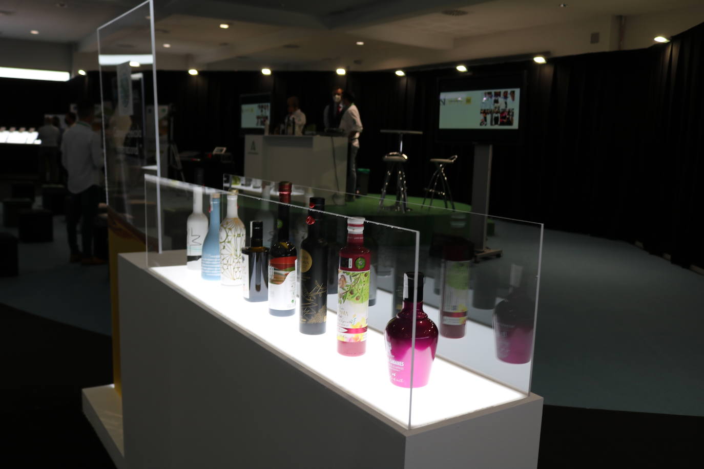 Primer día de Expoliva, marcado por la visita del Rey