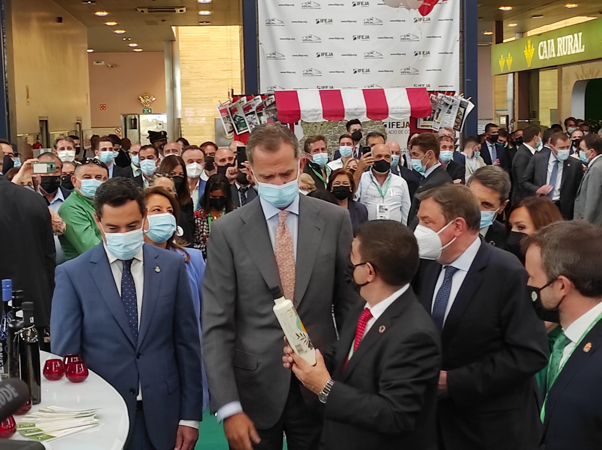 Primer día de Expoliva, marcado por la visita del Rey