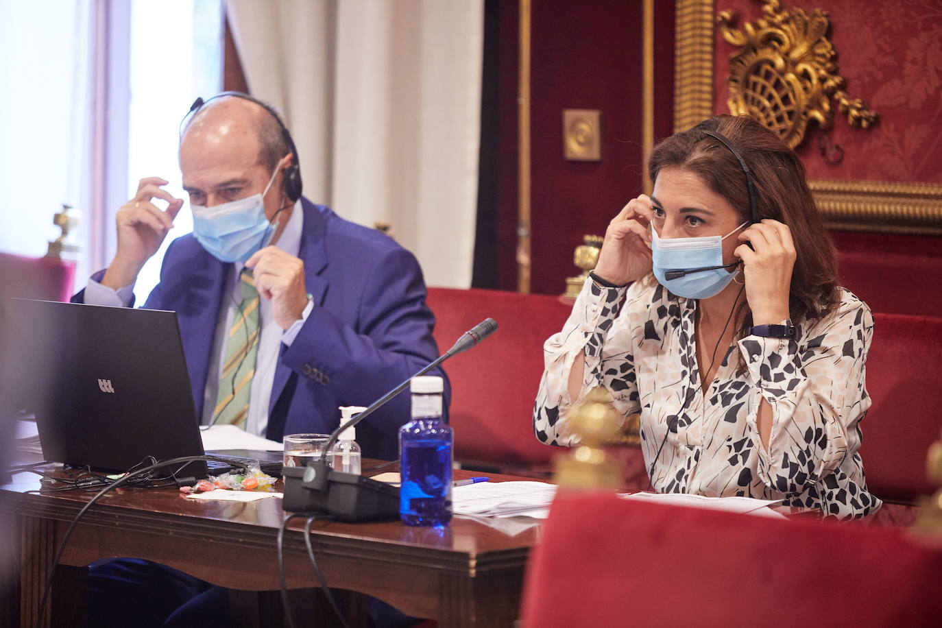 Imagen - «La cola de personas se redirigirá por la calzada más cercana al Virgen de las Angustias, transcurrirá por la parte central del Paseo para finalizar por la calzada más alejada de la iglesia«