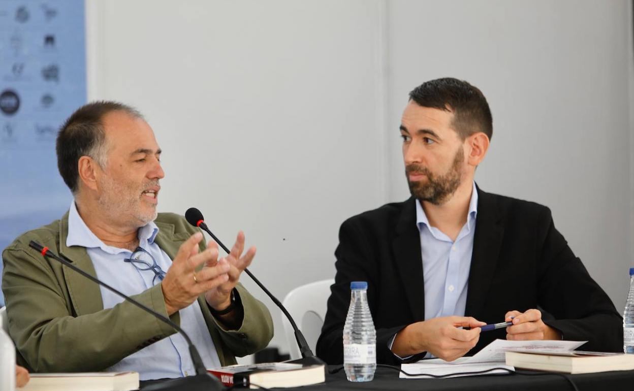 Miguel Fernández y Gerardo Rodríguez Salas, durante la presentación.