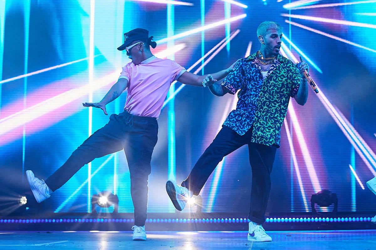 El concierto tuvo lugar en el aparcamiento exterior del Centro Comercial Nevada Shopping.