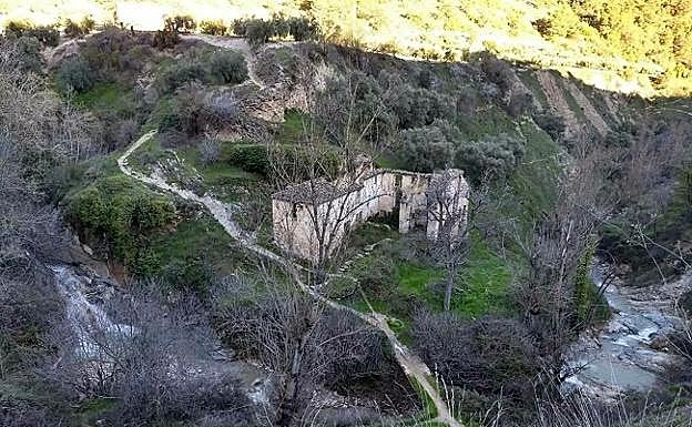 Uno de los antiguos molinos que se pueden admirar en la ruta.