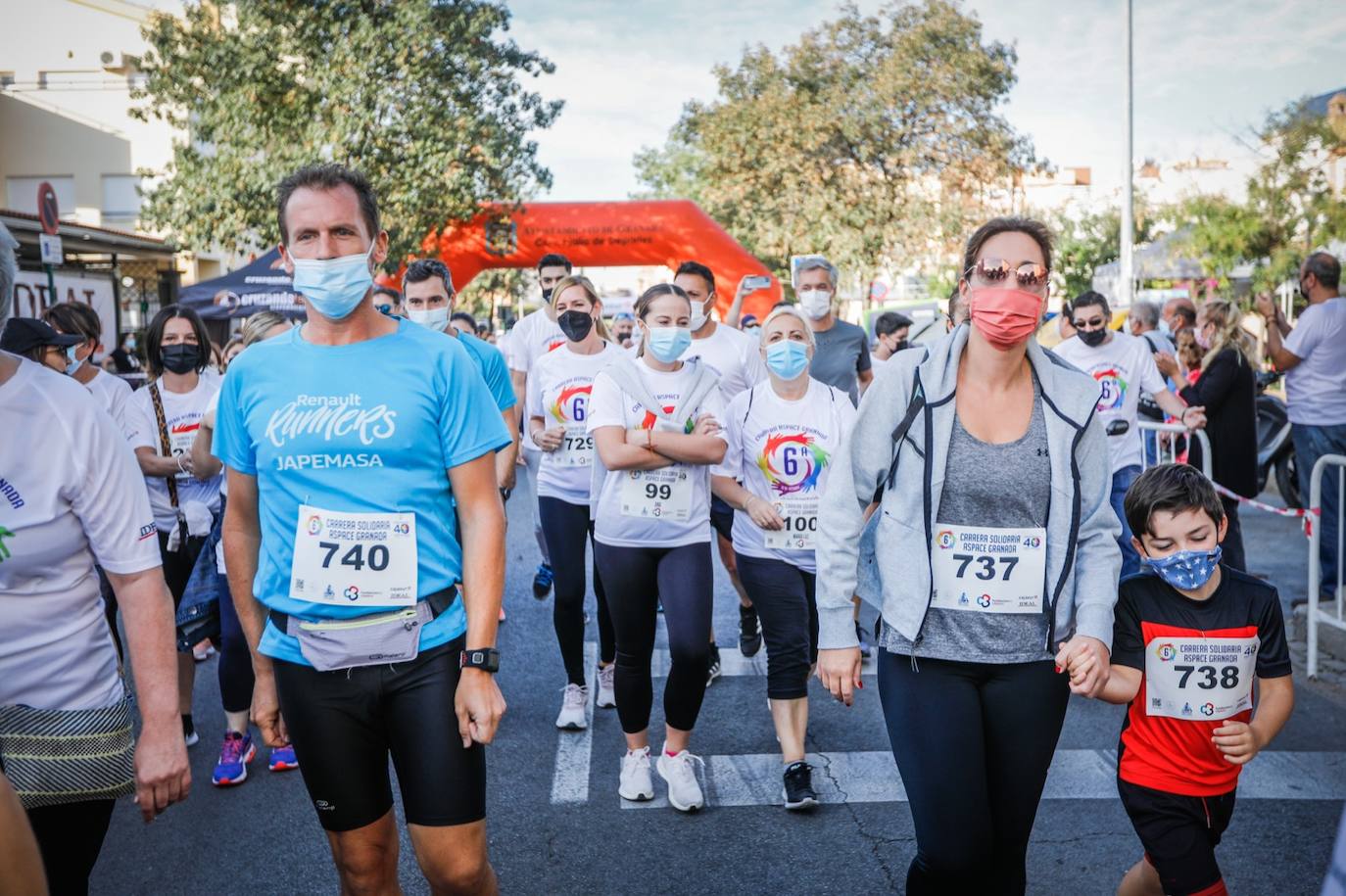 Fotos: Deporte y solidaridad, de la mano en el Zaidín