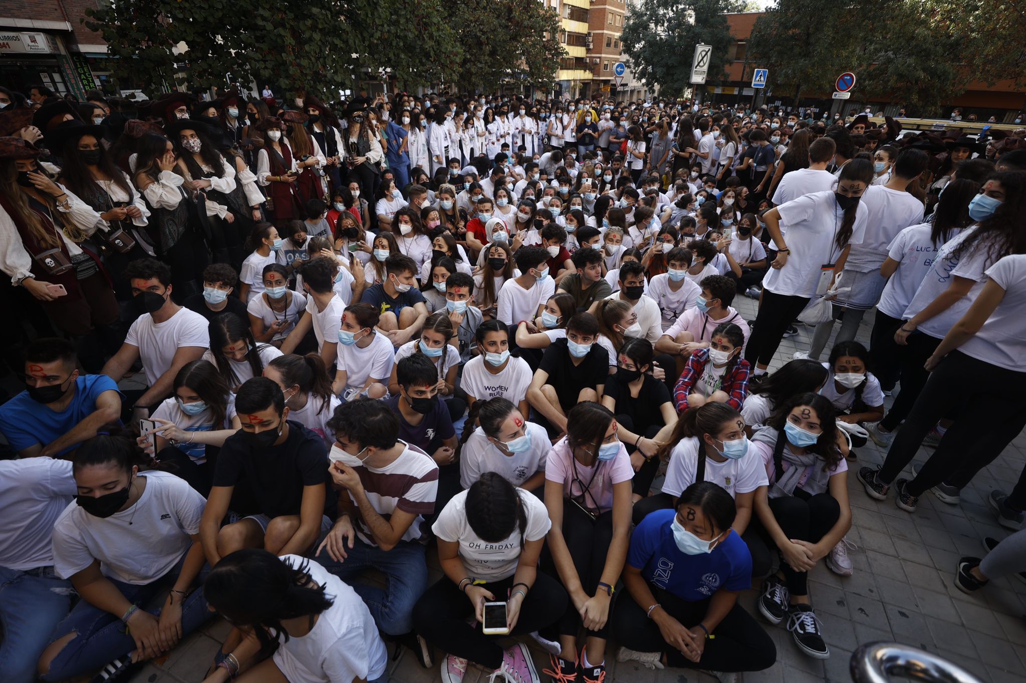 Los estudiantes han inspirado su ya tradicional festejo en una estética realacionada con las películas de 'Piratas del Caribe'