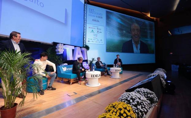 Fermín Canas, Cristóbal Soria, José Damián González y Álex Silvestre, durante la intervención en vídeo de Josep Peedrerol en #TATGranada21. 