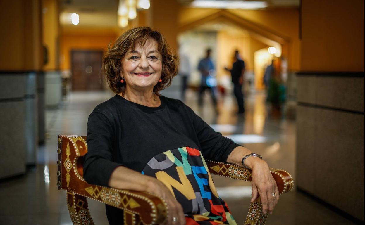 La poeta rumana Ana Blandiana, en el hotel donde se alojó en Granada.