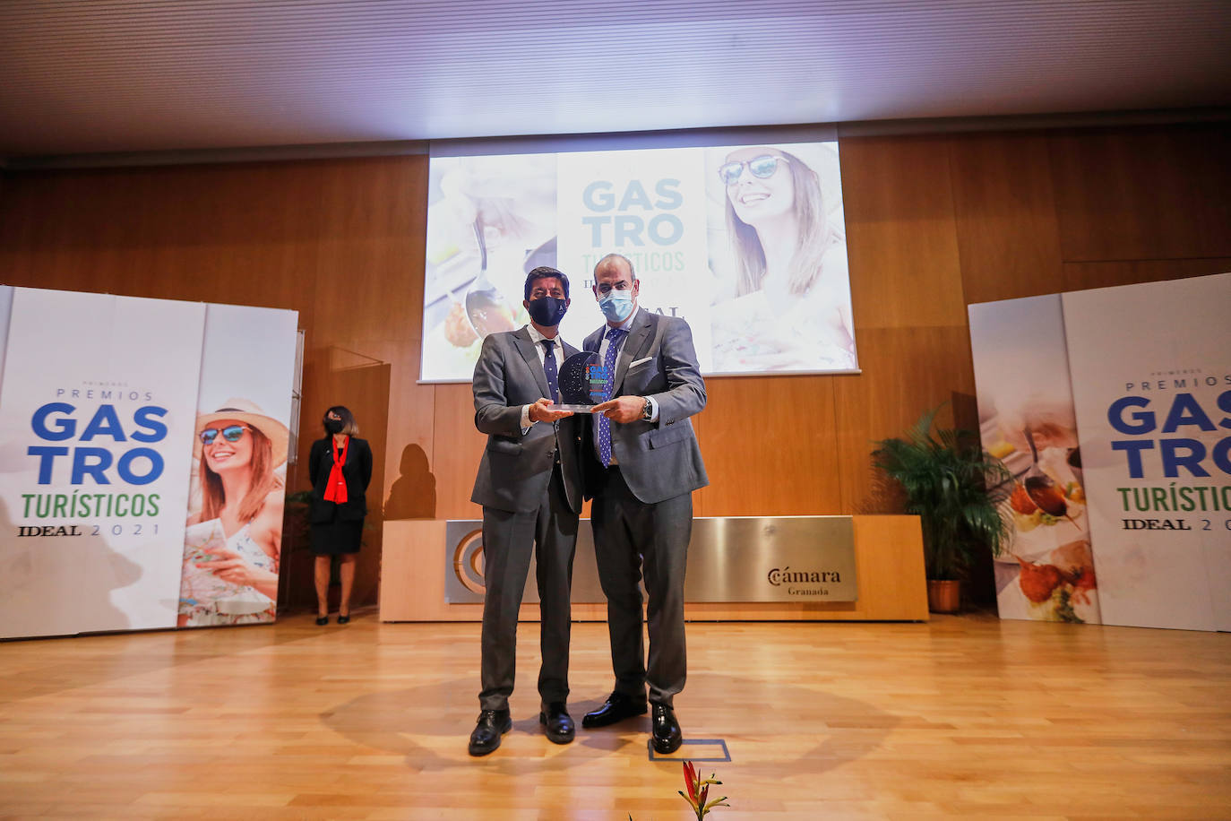 Fotos: IDEAL entrega los Premios Gastroturísticos 2021