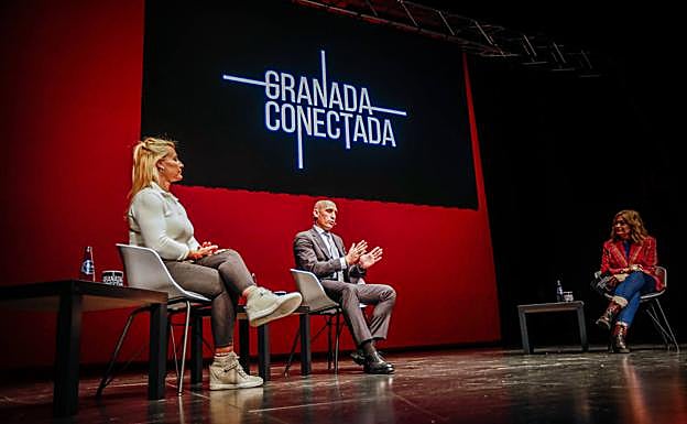 Lydia Valentín, Luis Rubiales y Mónica Marchante.