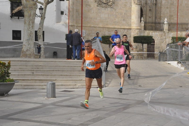 Participantes en la media maratón de Baza