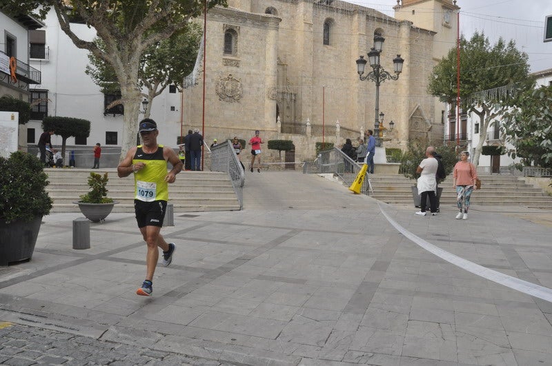 Participantes en la media maratón de Baza