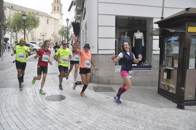 Participantes en la media maratón de Baza