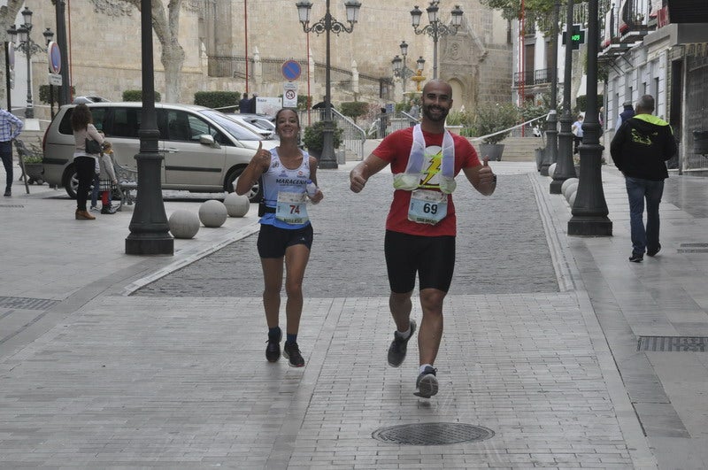 Participantes en la media maratón de Baza