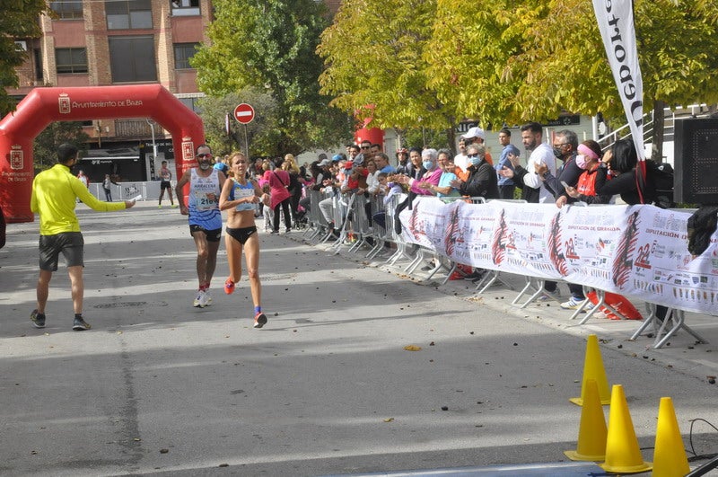 Participantes en la media maratón de Baza