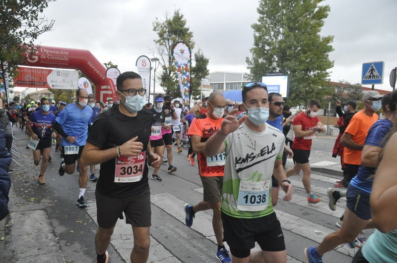 Participantes en la media maratón de Baza