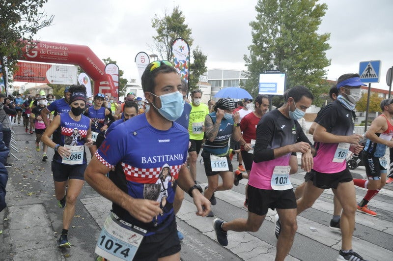 Participantes en la media maratón de Baza