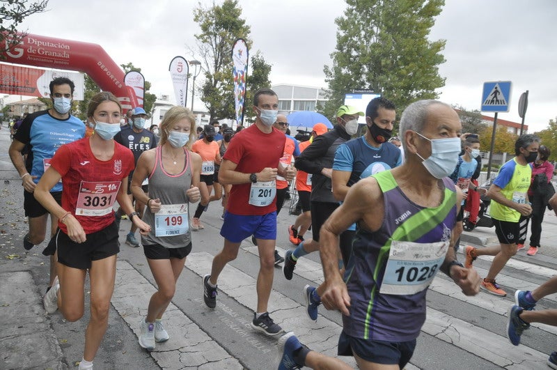 Participantes en la media maratón de Baza