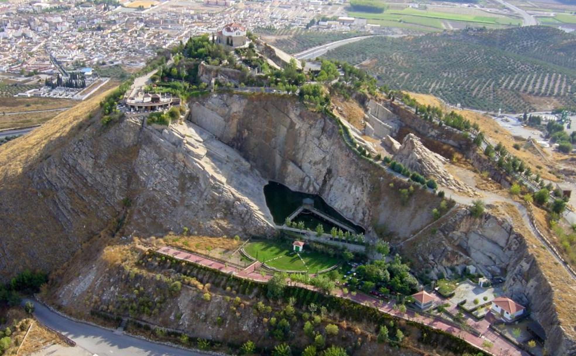 Vista general de la ermita de los Tres Juanes.