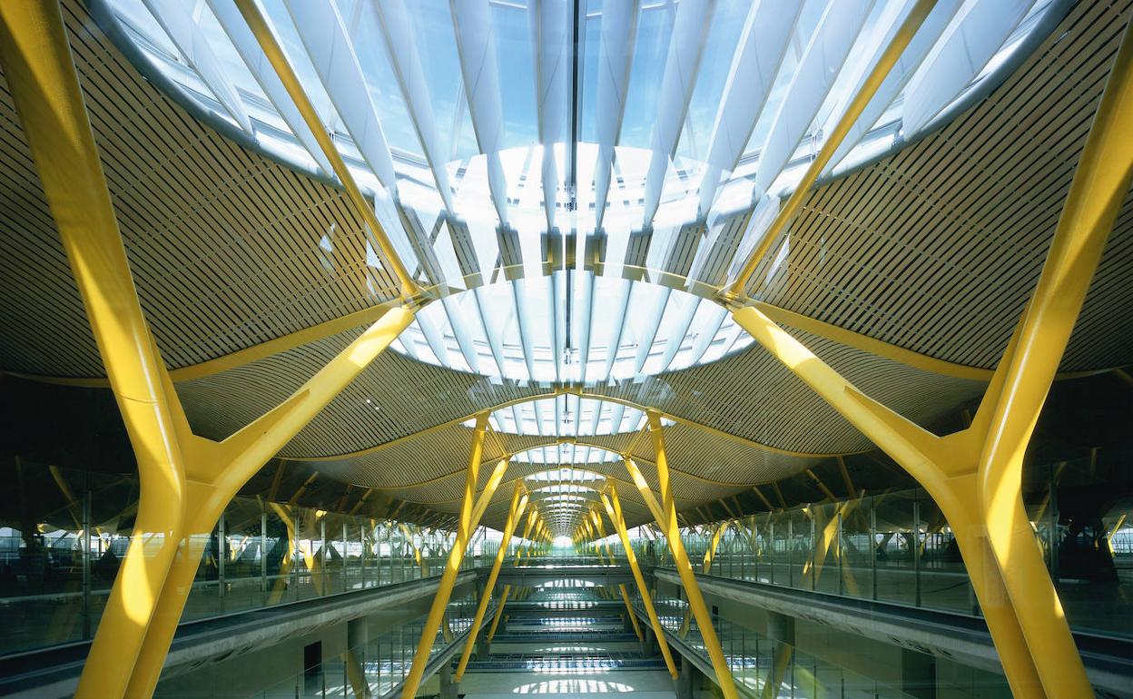 Terminal T4 del aeropuerto de Barajas en Madrid. 