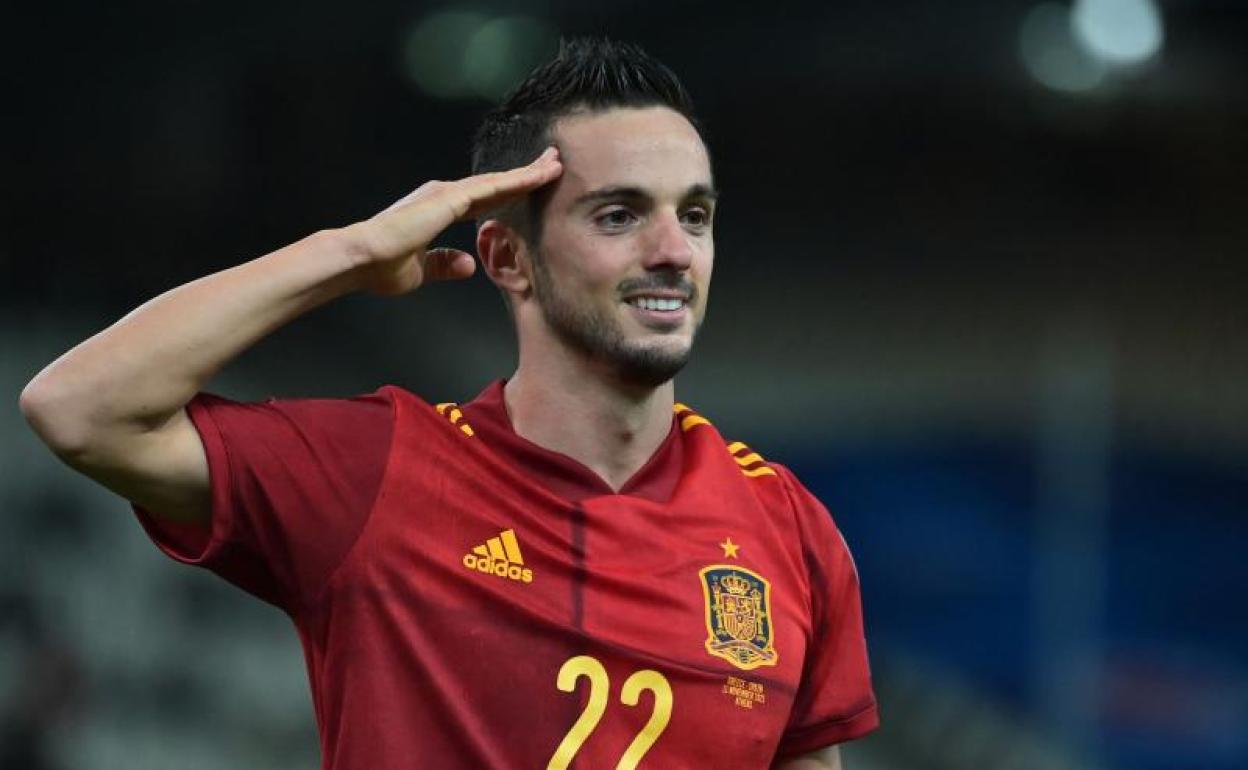 Pablo Sarabia celebra su gol ante Grecia. 