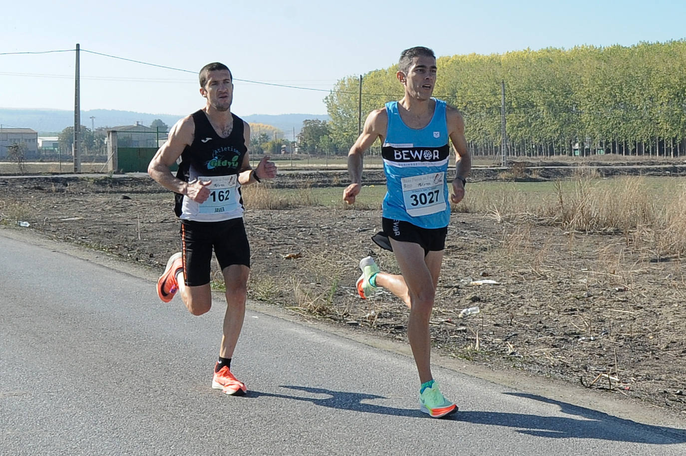 Los corredores, en la salida.