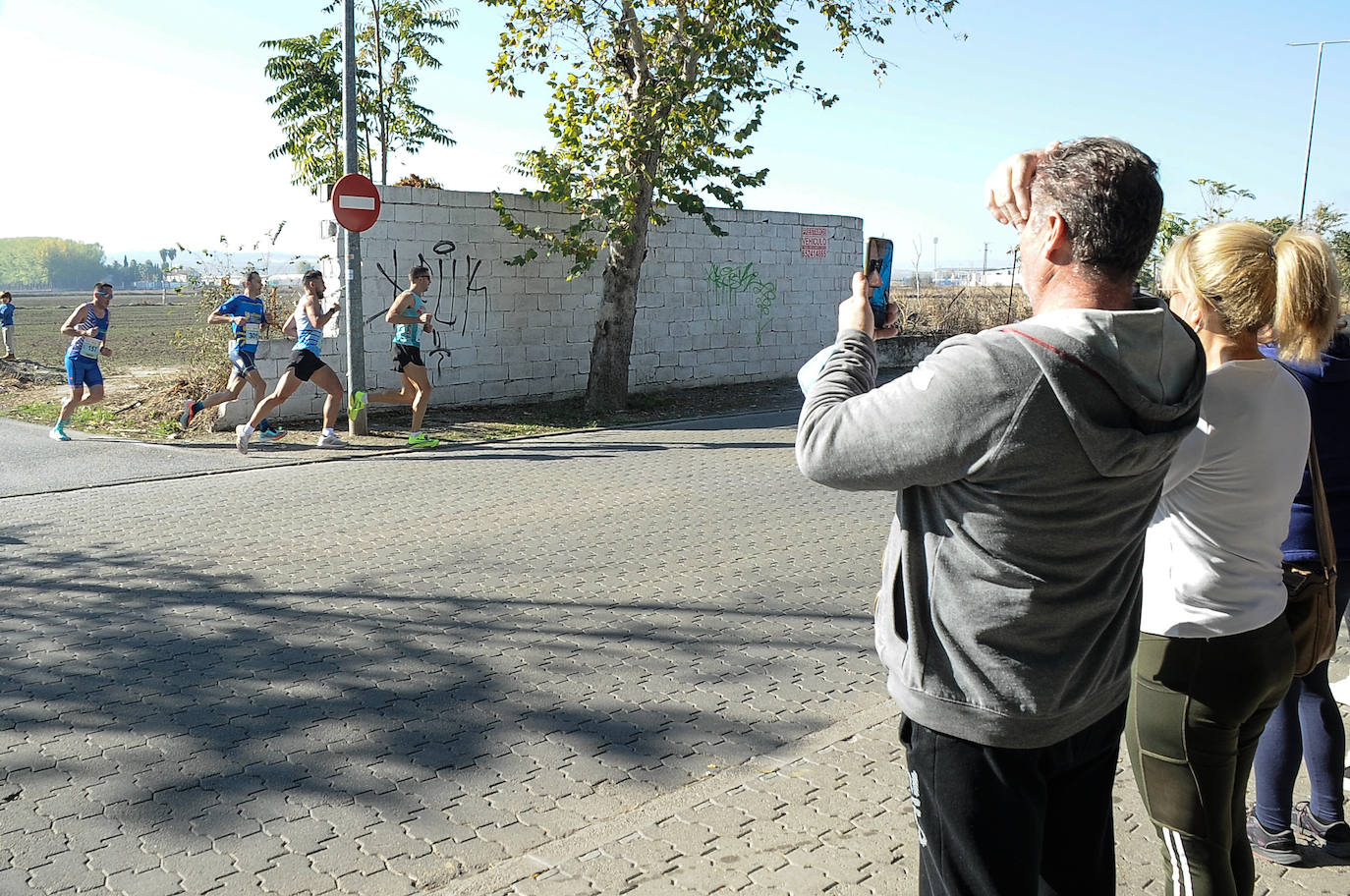 Los corredores, en la salida.