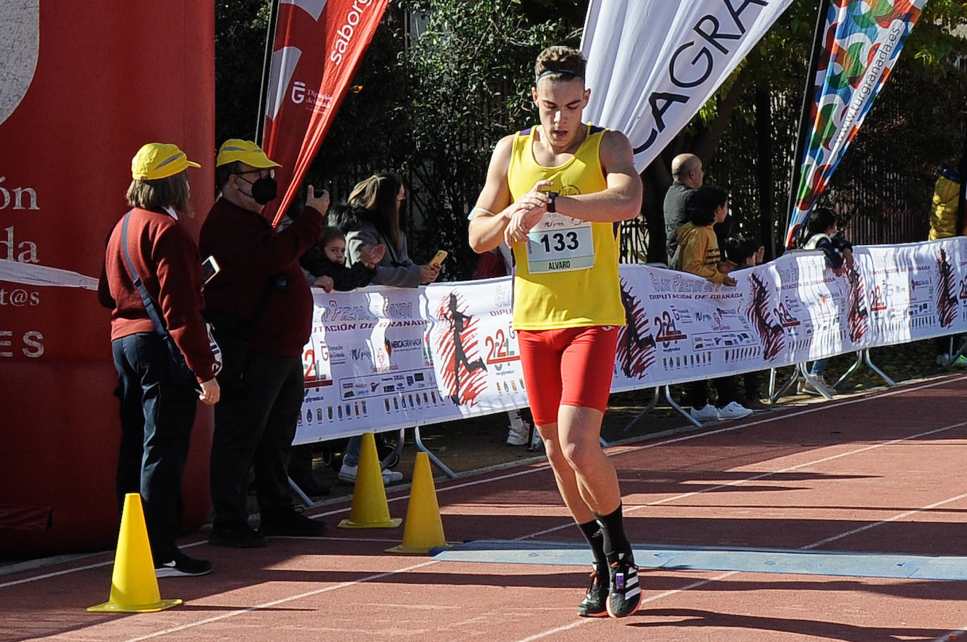 Los corredores, en la salida.