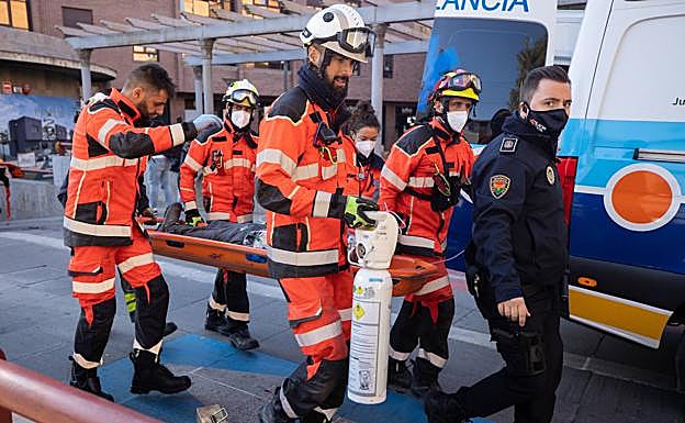 El médico vietnamita atropellado por su furgoneta sigue muy grave en UCI