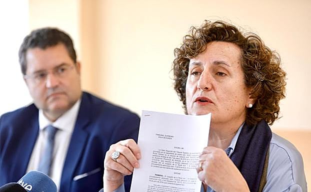 Francisca Granados y Carlos Aránguez, asesores jurídicos de Juana Rivas