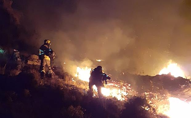 El fuego comenzó de madrugada