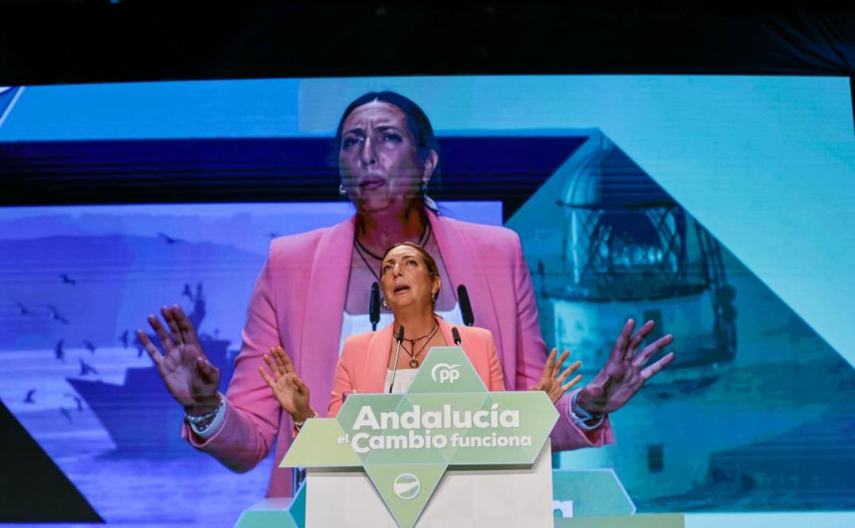 La secretaria general, Dolores López