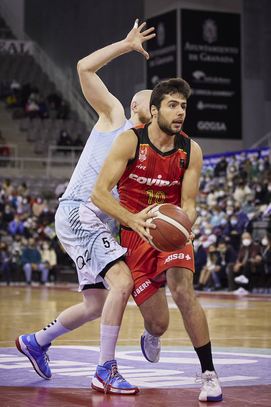 Jugadas del partido entre el Covirán y el Lleida