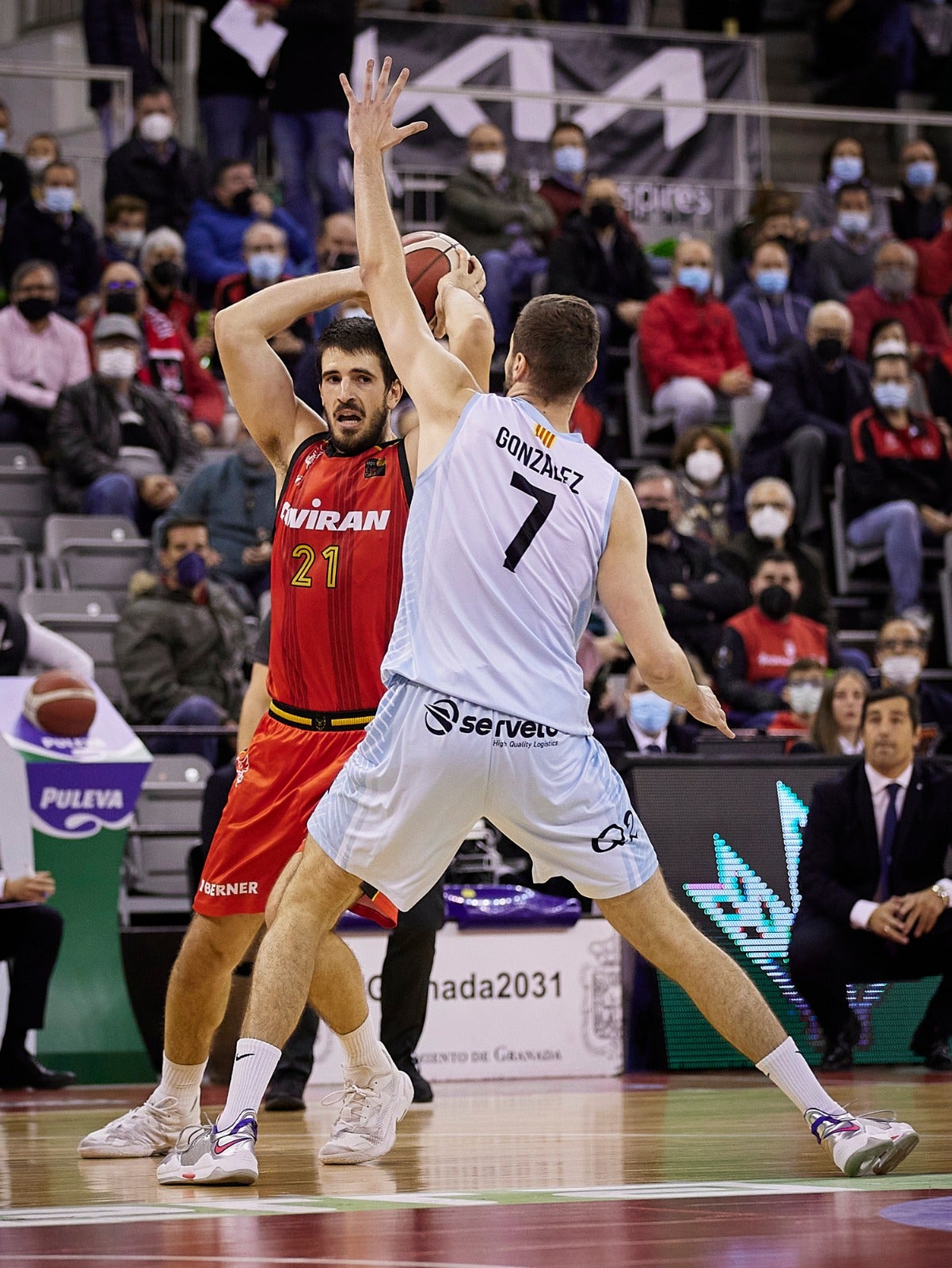 Jugadas del partido entre el Covirán y el Lleida