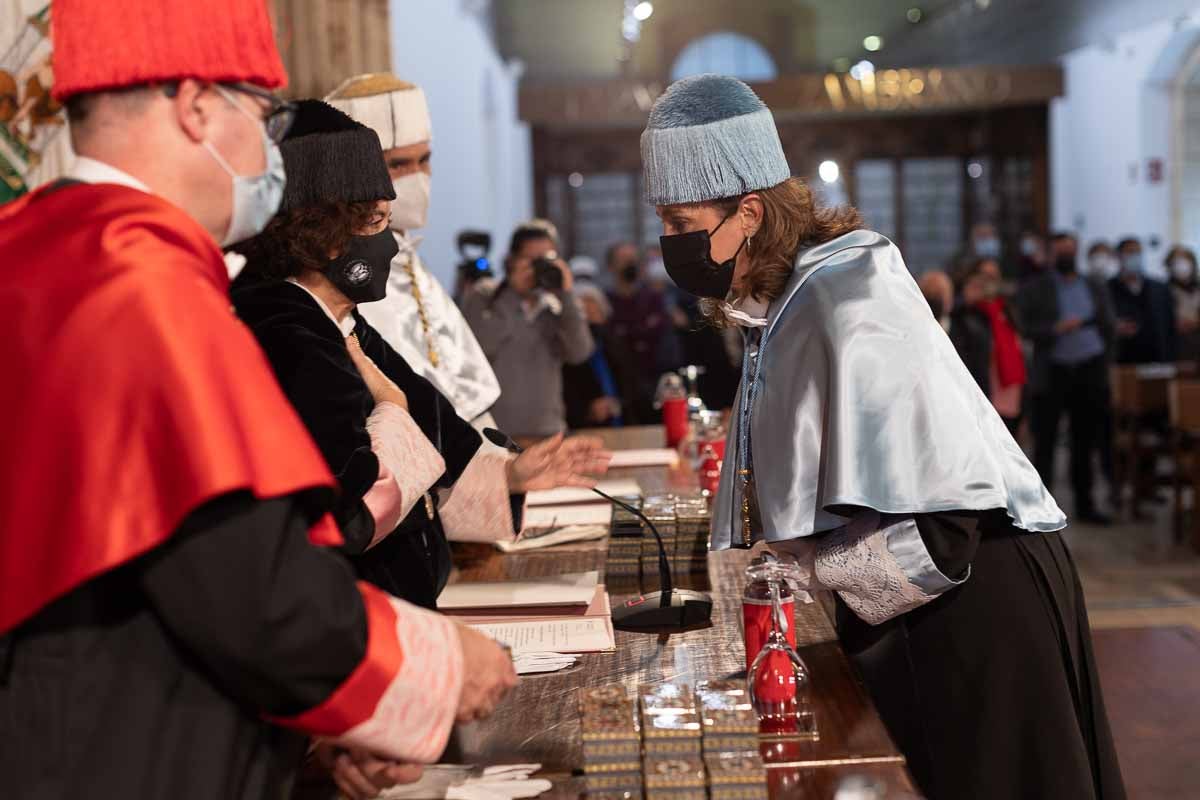 La UGR celebra el acto de investidura de sus nuevos doctores.