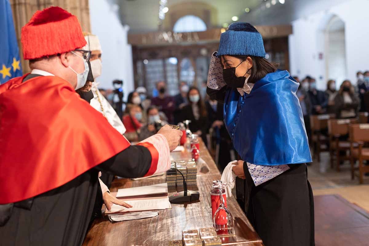 La UGR celebra el acto de investidura de sus nuevos doctores.